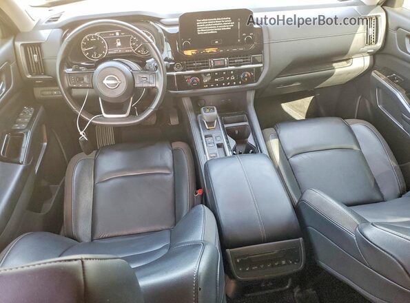 5N1DR3CB5PC275180 2023 NISSAN PATHFINDER Серый Вид панели приборов