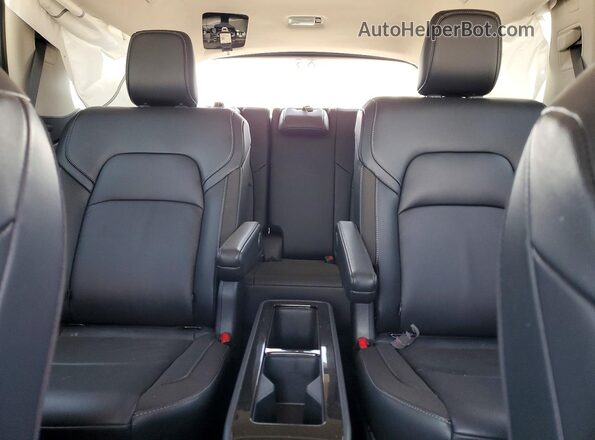 5N1DR3CB5SC270148 2025 NISSAN PATHFINDER Silver Widok tylnych siedzeń