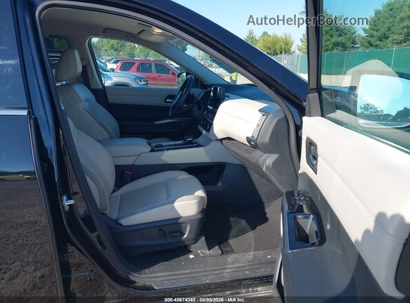 5N1DR3CC1NC270144 2022 NISSAN PATHFINDER Black Front interior view