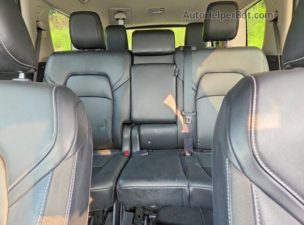 5N1DR3CC4RC243476 2024 NISSAN PATHFINDER Silver Vista de los asientos traseros