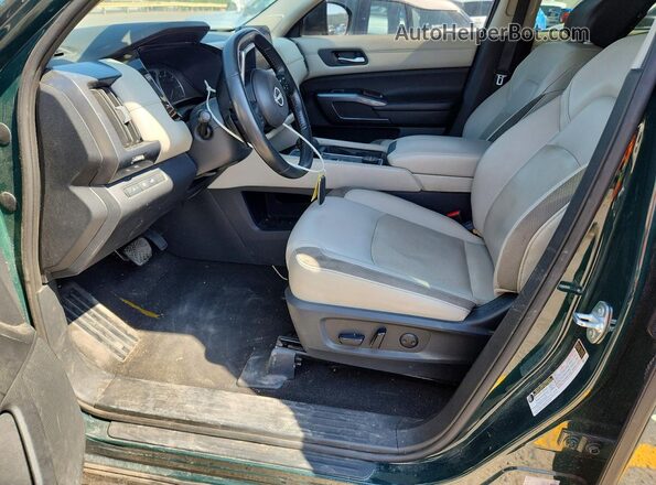 5N1DR3CD0PC214868 2023 NISSAN PATHFINDER Зеленый Вид салона спереди