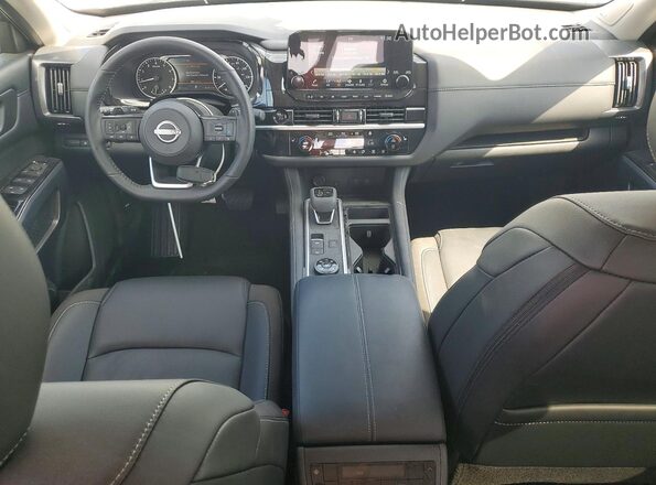 5N1DR3CD2SC260680 2025 NISSAN PATHFINDER White Առջևի վահանակի տեսք