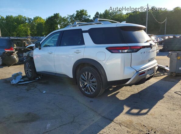 5N1DR3CD3SC265421 2025 NISSAN PATHFINDER White Trasero izquierdo