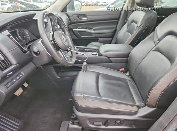 5N1DR3CE4PC247154 2023 NISSAN PATHFINDER Green Вид салону спереду
