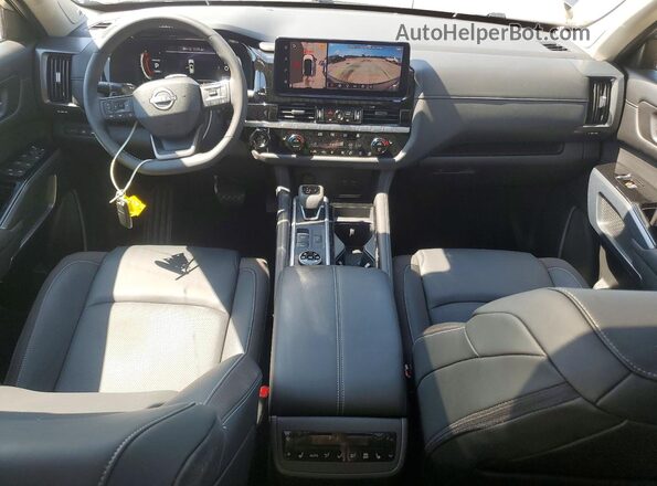 5N1DR3CT5TC201518 2026 NISSAN PATHFINDER Серый Вид панели приборов