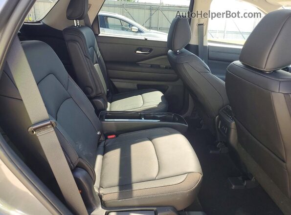 5N1DR3CT5TC201518 2026 NISSAN PATHFINDER Серый Вид задней части салона