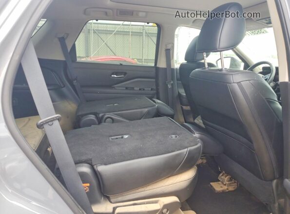 5N1DR3DF0PC216538 2023 NISSAN PATHFINDER Gray Вид задньої частини салону