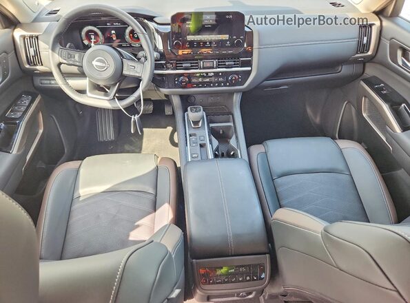 5N1DR3DG6SC272338 2025 NISSAN PATHFINDER Silver წინა პანელის ხედი