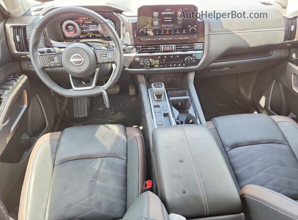 5N1DR3DH3SC253643 2025 NISSAN PATHFINDER White Widok deski rozdzielczej