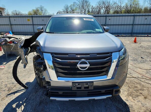 5N1DR3DJ1SC284540 2025 NISSAN PATHFINDER Серый Вид спереди