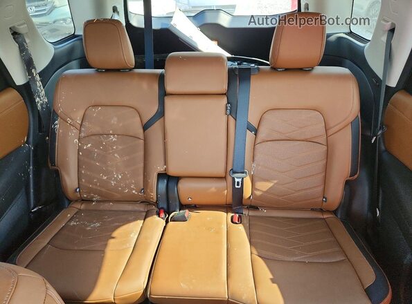 5N1DR3DJ7SC246309 2025 NISSAN PATHFINDER White Vista de los asientos traseros
