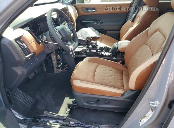 5N1DR3DV8TC222976 2026 NISSAN PATHFINDER Gray Вид салону спереду