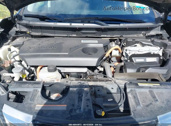 5N1ET2MV5HC801365 2017 NISSAN ROGUE HYBRID Green Widok z tyłu