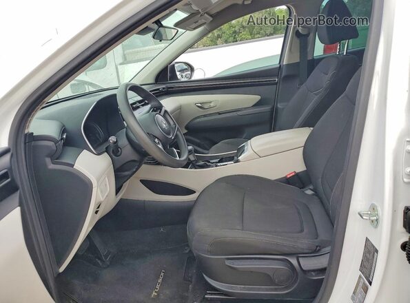 5NMJA3AE0NH018115 2022 HYUNDAI TUCSON Белый Вид салона спереди