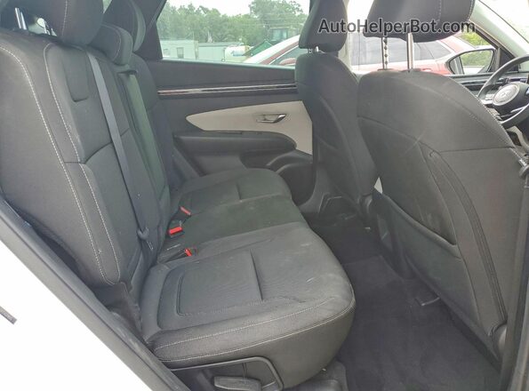 5NMJA3AE0NH018115 2022 HYUNDAI TUCSON Белый Вид задней части салона