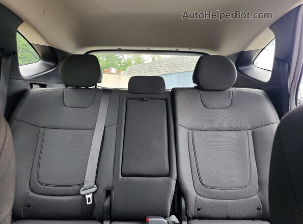 5NMJA3AE1NH068084 2022 HYUNDAI TUCSON Black Rear seats view