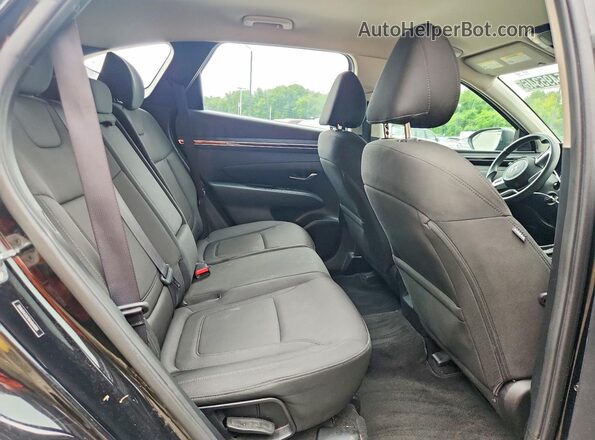 5NMJA3AE1NH068084 2022 HYUNDAI TUCSON Black Rear interior view