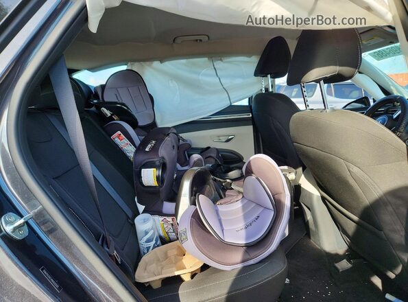 5NMJA3AE4NH030249 2022 HYUNDAI TUCSON Gray Vista interior trasera