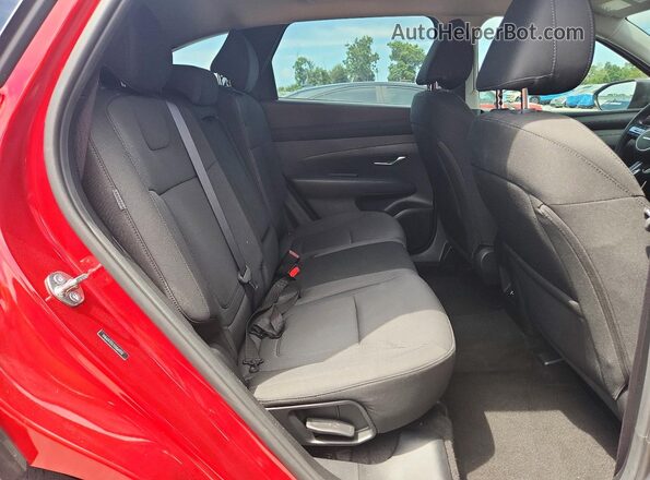 5NMJA3DE2SH569332 2025 HYUNDAI TUCSON Red Widok wnętrza z tyłu