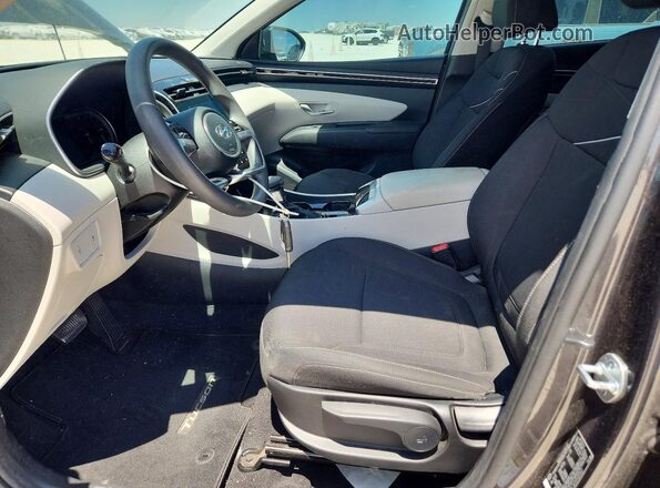 5NMJACAEXPH209561 2023 HYUNDAI TUCSON Угольный Вид салона спереди
