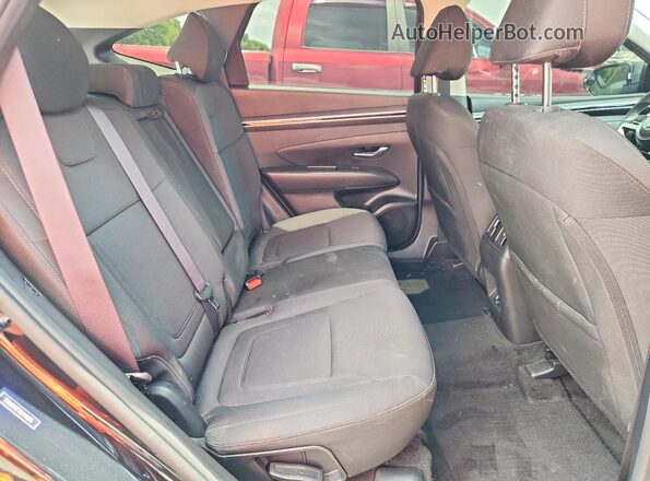 5NMJB3AE7NH149295 2022 HYUNDAI TUCSON Black Widok wnętrza z tyłu