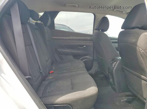 5NMJB3AE7PH237525 2023 HYUNDAI TUCSON White Սալոնի հետևի տեսք