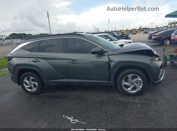 5NMJB3AE8NH061856 2022 HYUNDAI TUCSON Gray Սալոնի հետևի տեսք