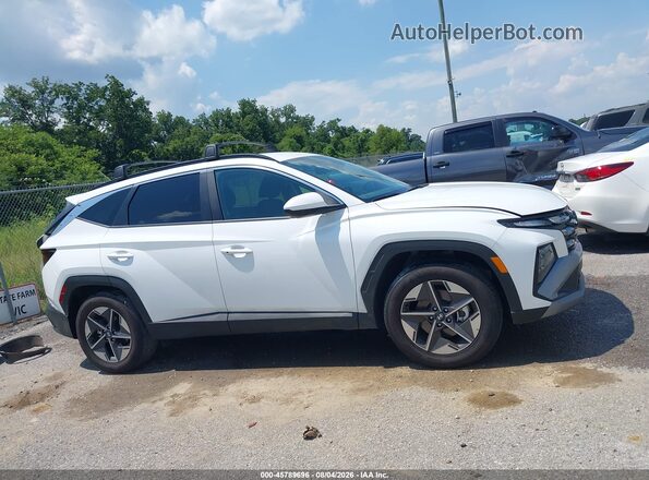 5NMJB3DE3TH691910 2026 HYUNDAI TUCSON White Вид задньої частини салону