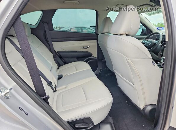 5NMJB3DE4SH452994 2025 HYUNDAI TUCSON Silver Vista interior trasera