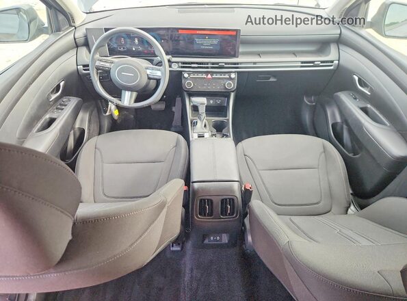 5NMJB3DE4TH720881 2026 HYUNDAI TUCSON Charcoal Vista del salpicadero
