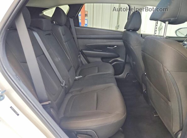 5NMJB3DE5TH636780 2026 HYUNDAI TUCSON White Rear interior view