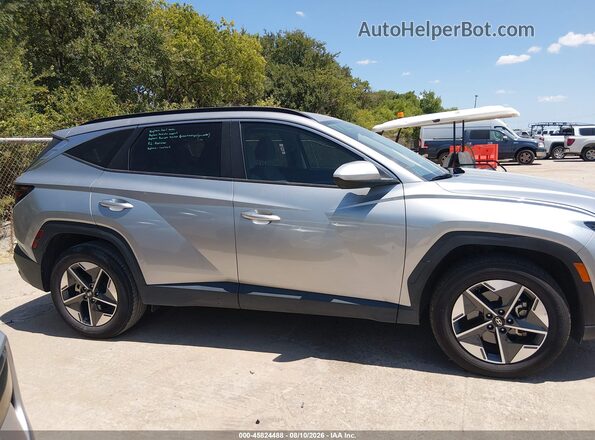5NMJB3DE7SH443528 2025 HYUNDAI TUCSON Silver Widok wnętrza z tyłu