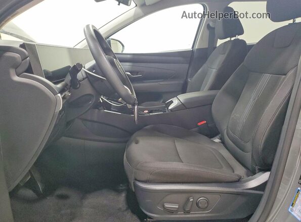 5NMJB3DE8TH696679 2026 HYUNDAI TUCSON Gray Вид салону спереду
