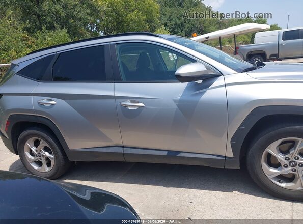 5NMJB3DE9RH411030 2024 HYUNDAI TUCSON Silver Vista interior trasera