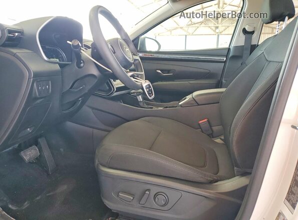 5NMJB3DEXRH400442 2024 HYUNDAI TUCSON White Vista interior delantera
