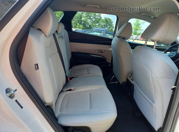 5NMJBCDE1TH636582 2026 HYUNDAI TUCSON White Vista interior trasera