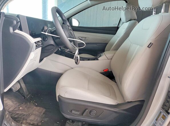 5NMJBCDE5SH533681 2025 HYUNDAI TUCSON Silver Front interior view