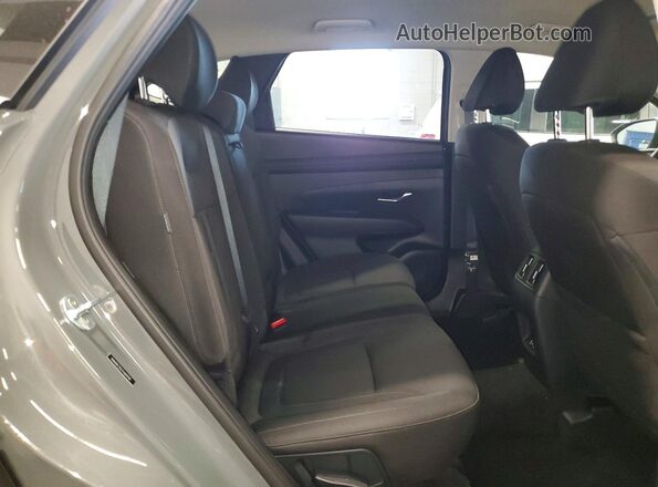 5NMJBCDE6TH659744 2026 HYUNDAI TUCSON Gray Widok wnętrza z tyłu