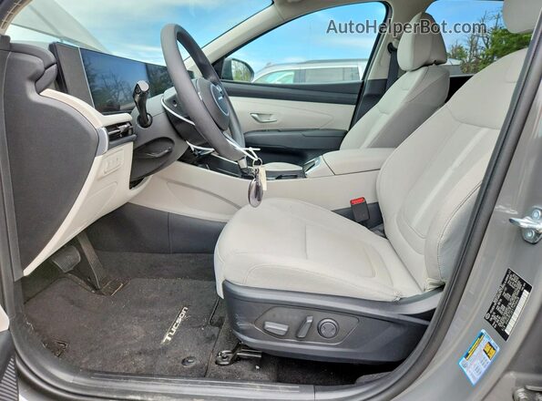 5NMJBCDEXTH706628 2026 HYUNDAI TUCSON Gray Widok wnętrza z przodu