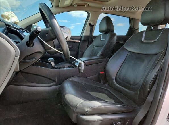 5NMJC3AE2NH096812 2022 HYUNDAI TUCSON White Widok wnętrza z przodu
