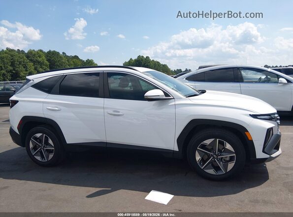 5NMJC3DE7SH478003 2025 HYUNDAI TUCSON White Vista interior trasera