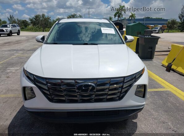5NMJCCAE9NH073480 2022 HYUNDAI TUCSON White Դիմացի տեսք