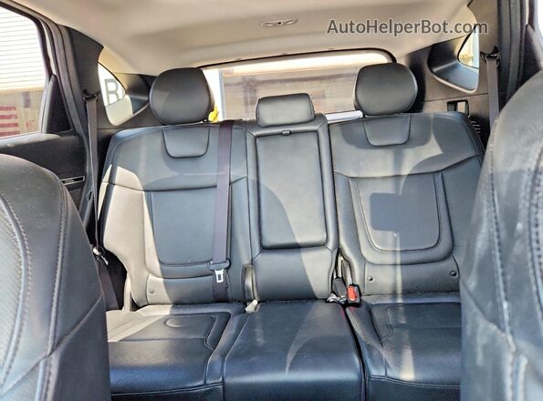 5NMJECAE6NH054122 2022 HYUNDAI TUCSON White Widok tylnych siedzeń