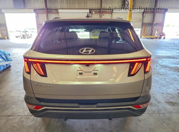 5NMJF3AE2NH007781 2022 HYUNDAI TUCSON Silver უკანა ხედი