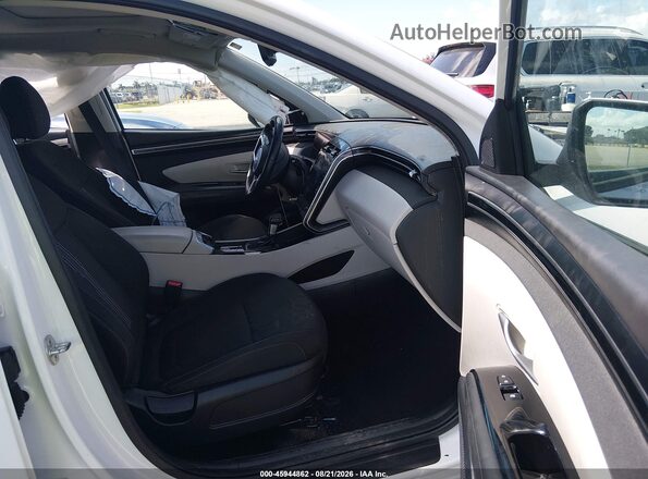 5NMJF3AE6NH003717 2022 HYUNDAI TUCSON Белый Вид салона спереди