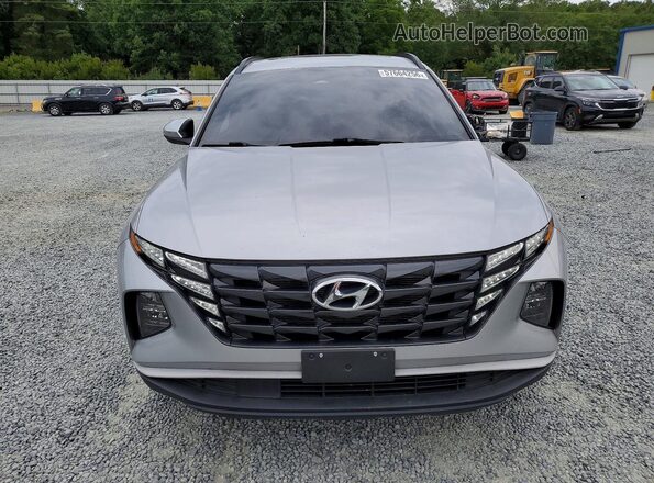 5NMJFCAE0NH099330 2022 HYUNDAI TUCSON Silver Widok z przodu