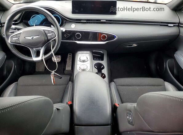 5NMMADTB9RH010025 2024 GENESIS GV70 Black Dashboard view