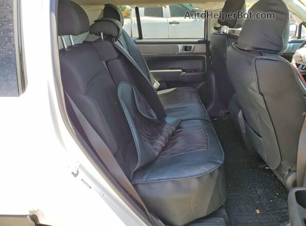 5NMP14G10TH086688 2026 HYUNDAI SANTA White Widok wnętrza z tyłu