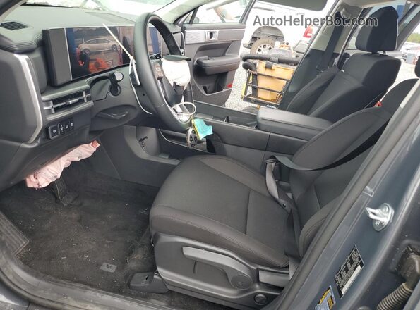 5NMP14GL4SH110085 2025 HYUNDAI SANTA Gray Front interior view