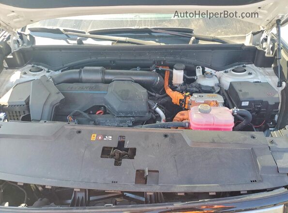 5NMP24G15SH031777 2025 HYUNDAI SANTA White ძრავის განყოფილების ხედი